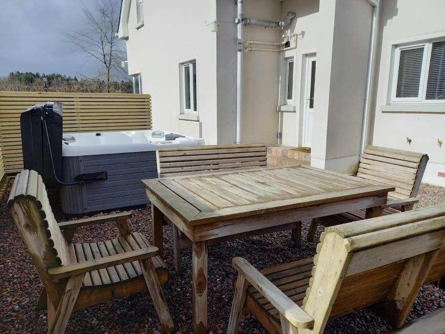 Dovecote Lodge On The 5 Star Lough Erne Resort Ballycassidy Zewnętrze zdjęcie