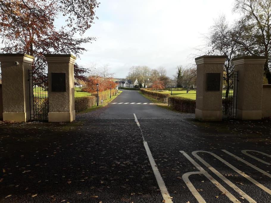 Dovecote Lodge On The 5 Star Lough Erne Resort Ballycassidy Zewnętrze zdjęcie