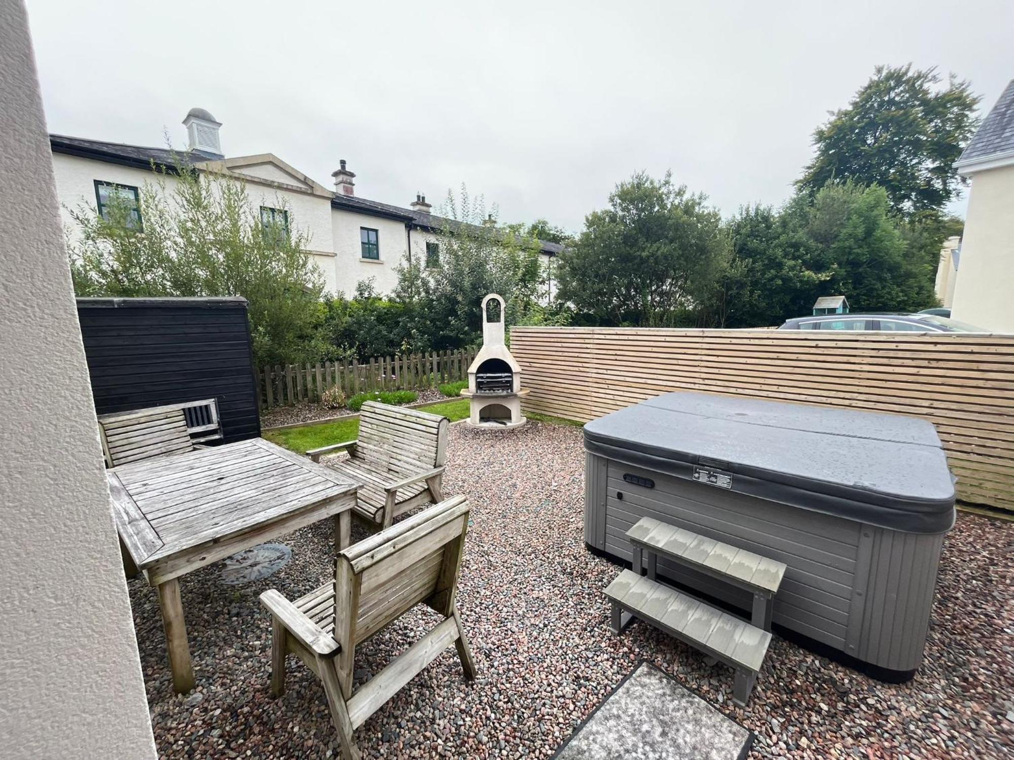 Dovecote Lodge On The 5 Star Lough Erne Resort Ballycassidy Zewnętrze zdjęcie